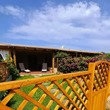 Vicino Al Mare Con Giardino E Veranda